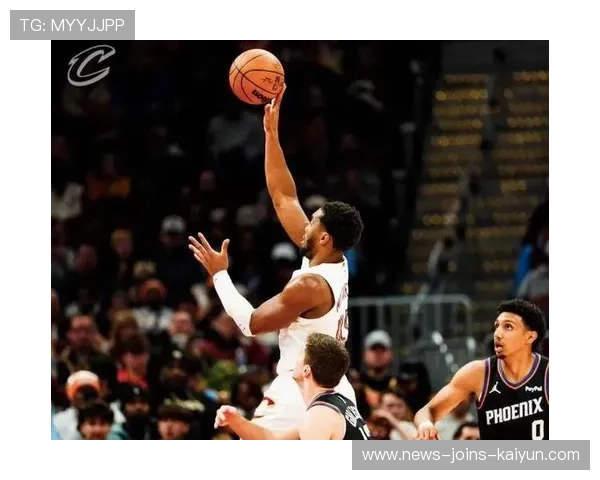 米切尔压哨打板入网,骑士主场爆炸